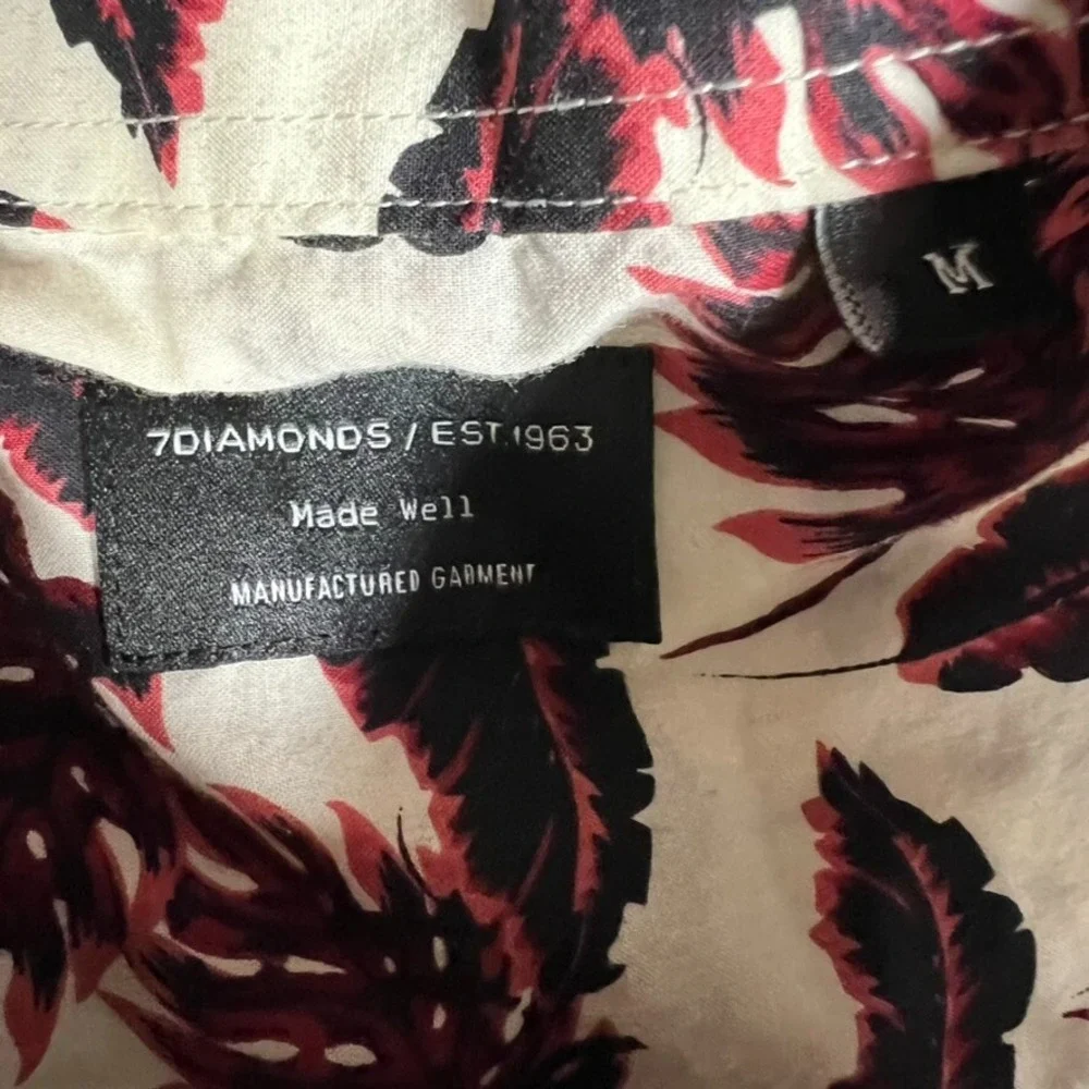 7 Diamonds Shirt Mens Medium Lost in Paradise‎ Leaves All Over Print Button Up
